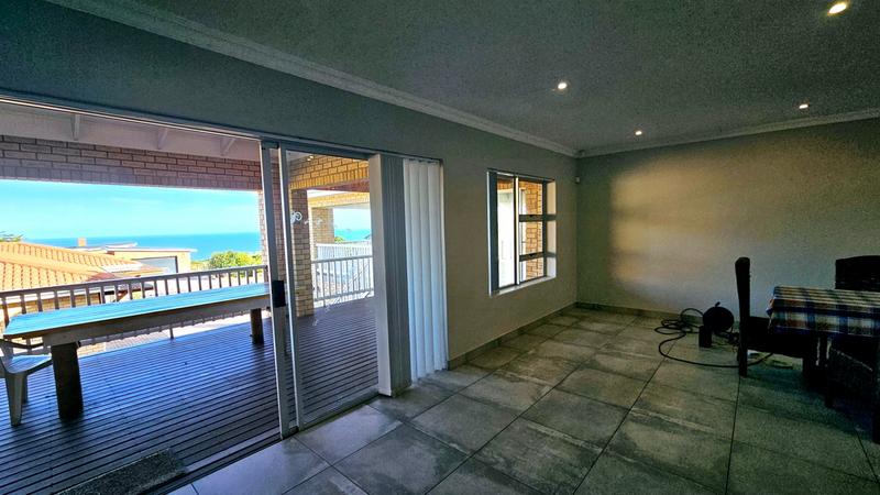 6 Bedroom Property for Sale in Dana Bay Western Cape